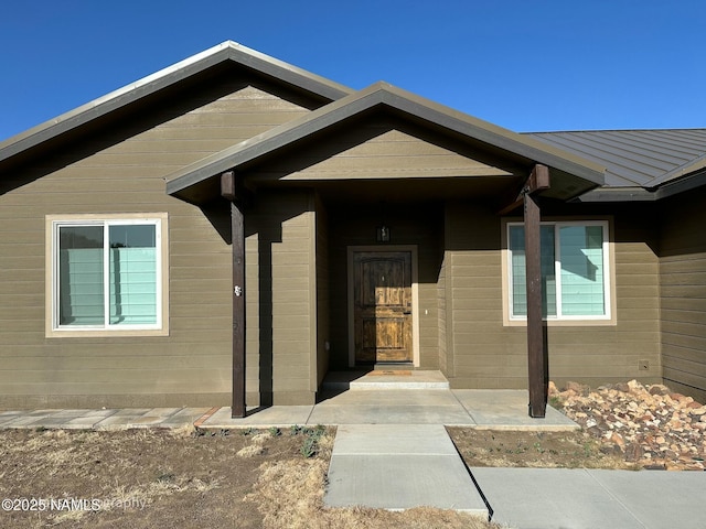 view of property entrance