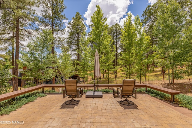 2047 E Del Rae Dr Unit 163, Flagstaff, AZ 86005 - view of patio / terrace featuring outdoor dining area