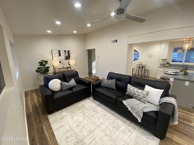 1024 E Hillcrest Dr, Flagstaff, AZ 86004 - living area featuring a ceiling fan, light wood-type flooring, and recessed lighting