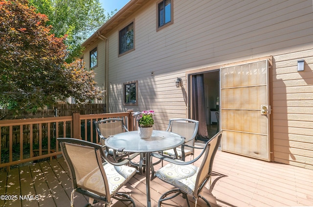 2197 E Arroyo Seco Dr, Flagstaff, AZ 86004 - deck featuring outdoor dining space