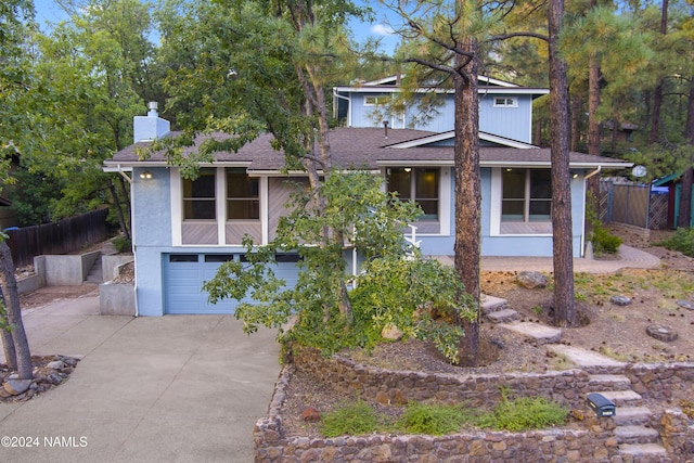 view of front facade featuring a garage