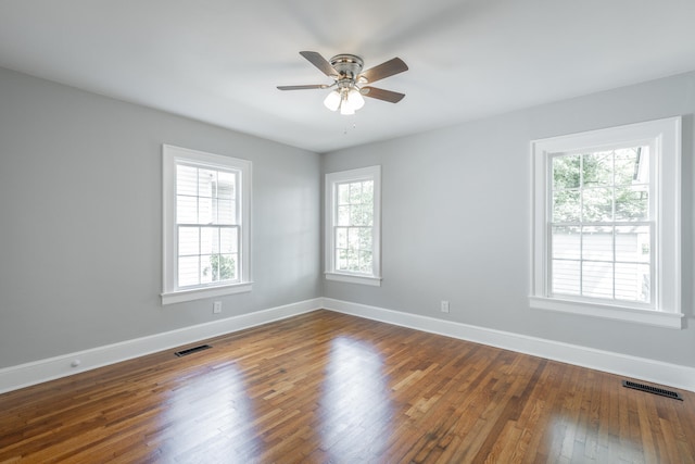 unfurnished room featuring wood-type flooring and ceiling fan