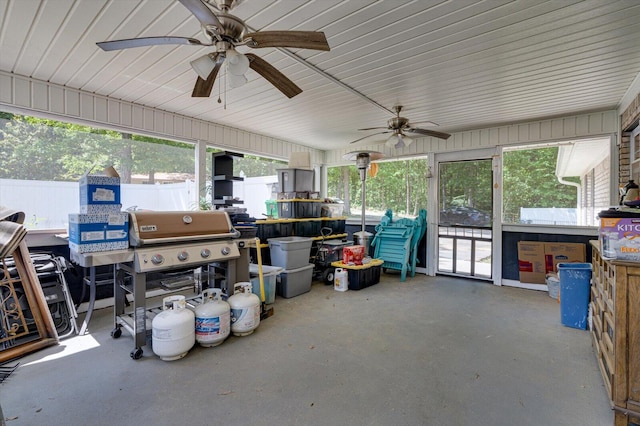 view of patio with ceiling fan