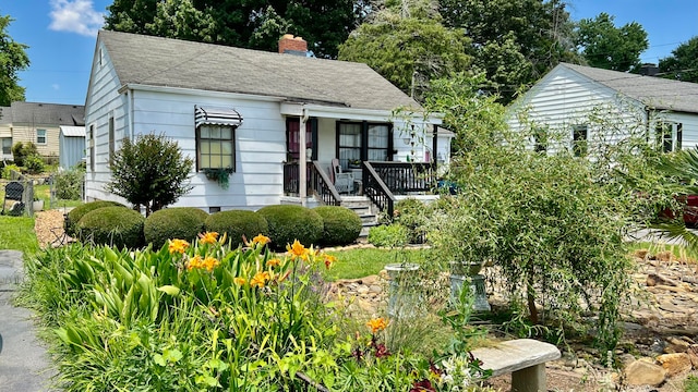 view of front of house