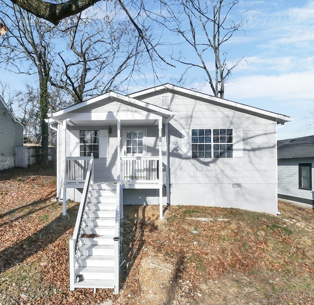 bungalow featuring covered porch