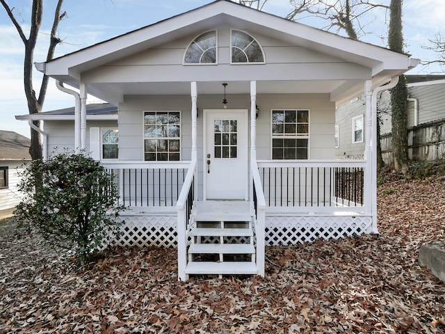 view of front facade featuring a porch