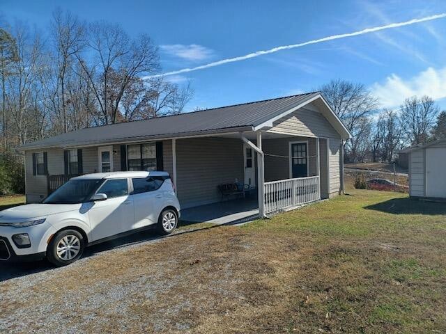 exterior space featuring a yard