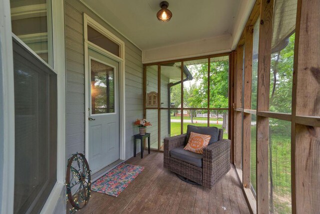 view of sunroom / solarium