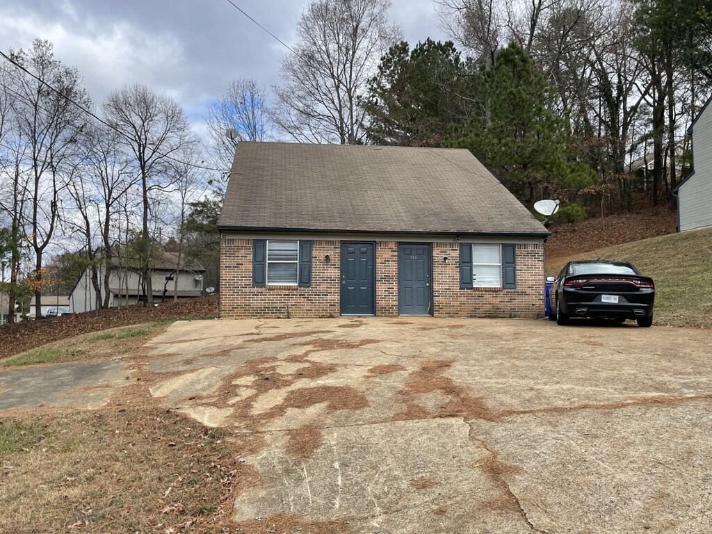 view of front of house