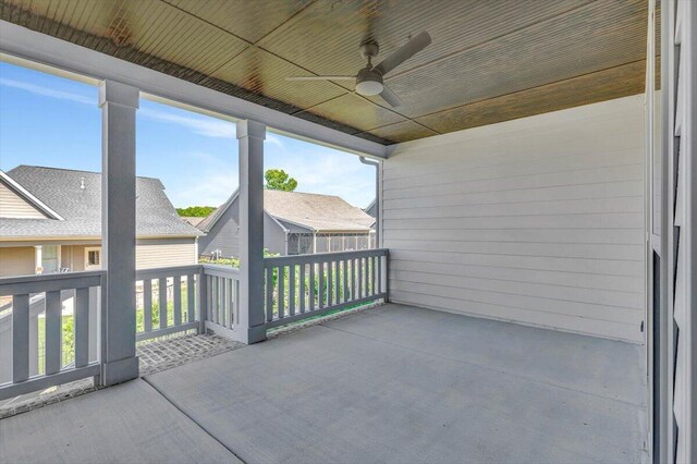 view of patio featuring a ceiling fan