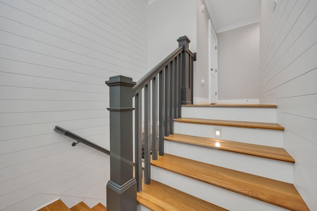 stairway with ornamental molding