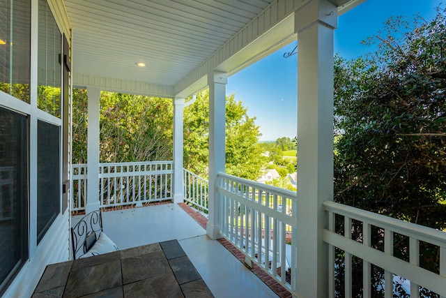 balcony with a porch