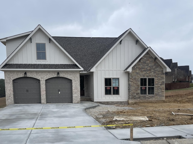 view of front of home featuring a garage