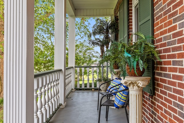 balcony with a porch