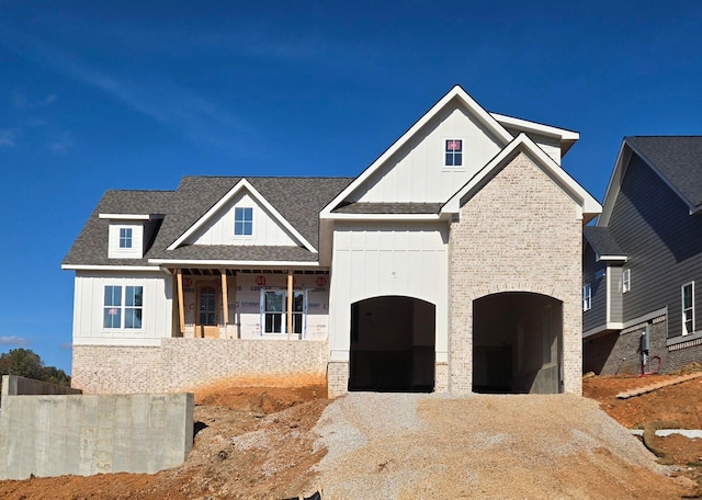 view of front of home with covered porch