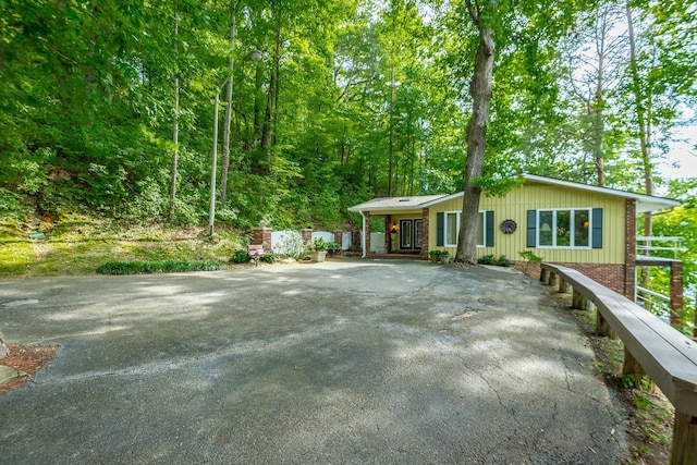 exterior space featuring driveway