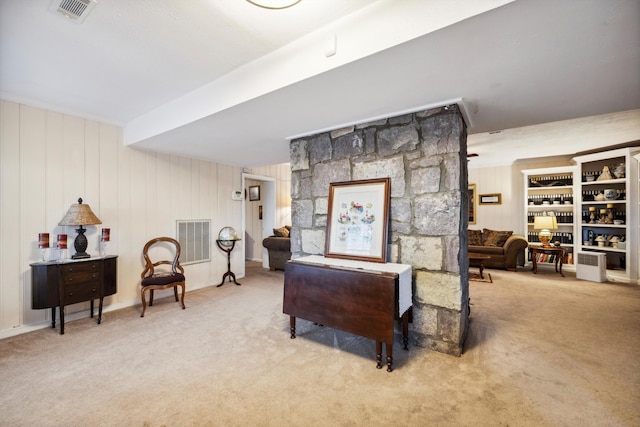 sitting room with light carpet