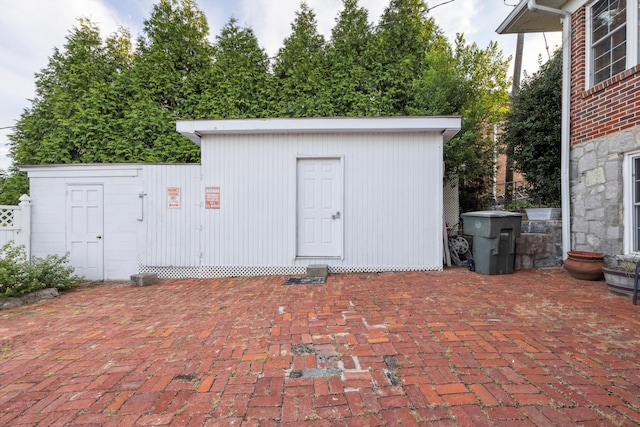 view of outbuilding