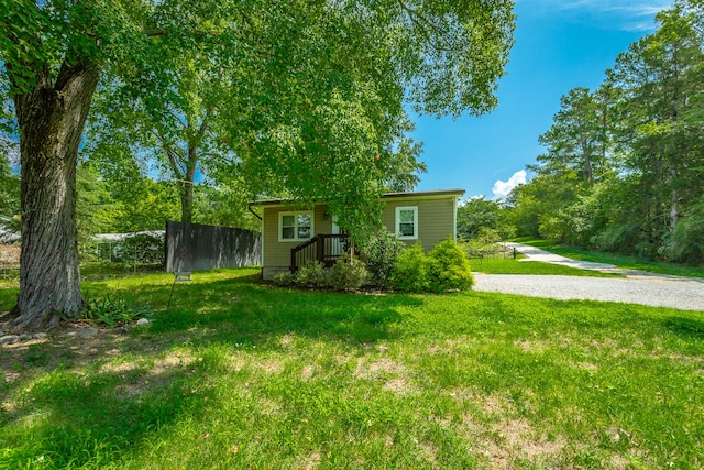 view of front of property with a front lawn