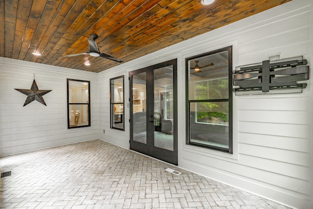 view of patio / terrace featuring ceiling fan