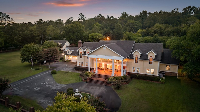 view of aerial view at dusk