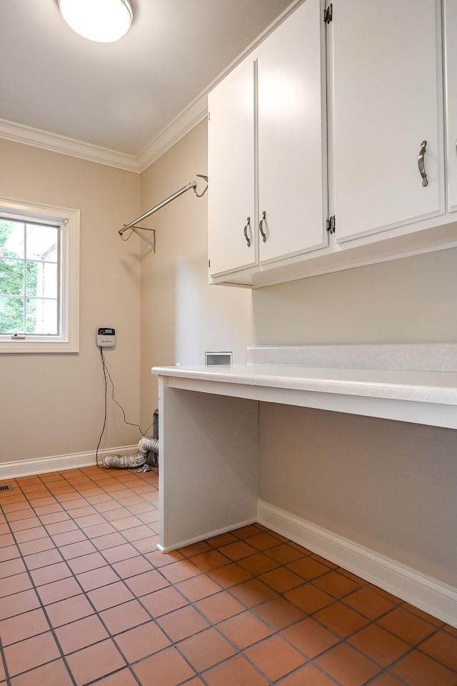 washroom featuring light tile patterned floors and crown molding