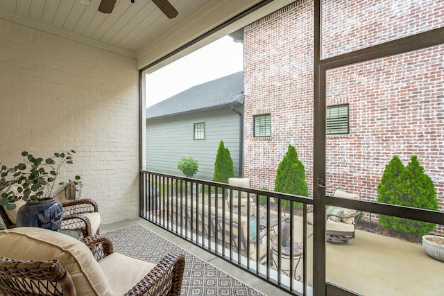 balcony with ceiling fan