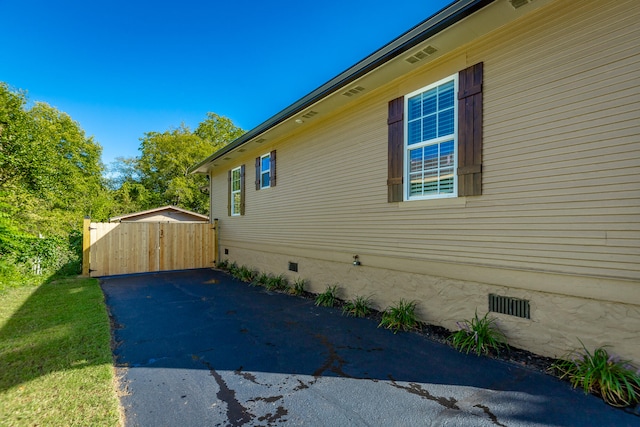 view of property exterior