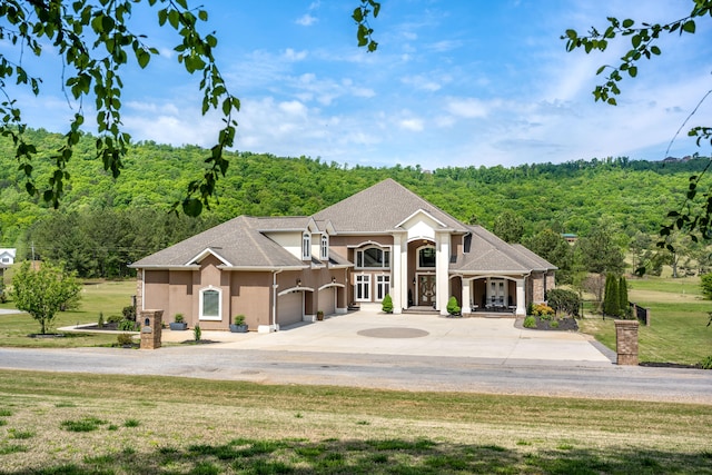 view of front of home with a front yard