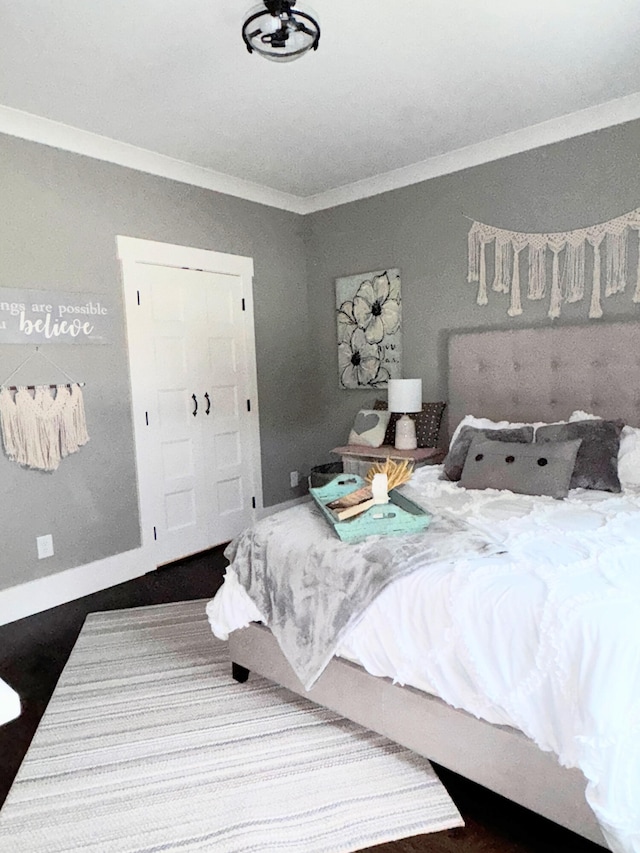 bedroom featuring ornamental molding