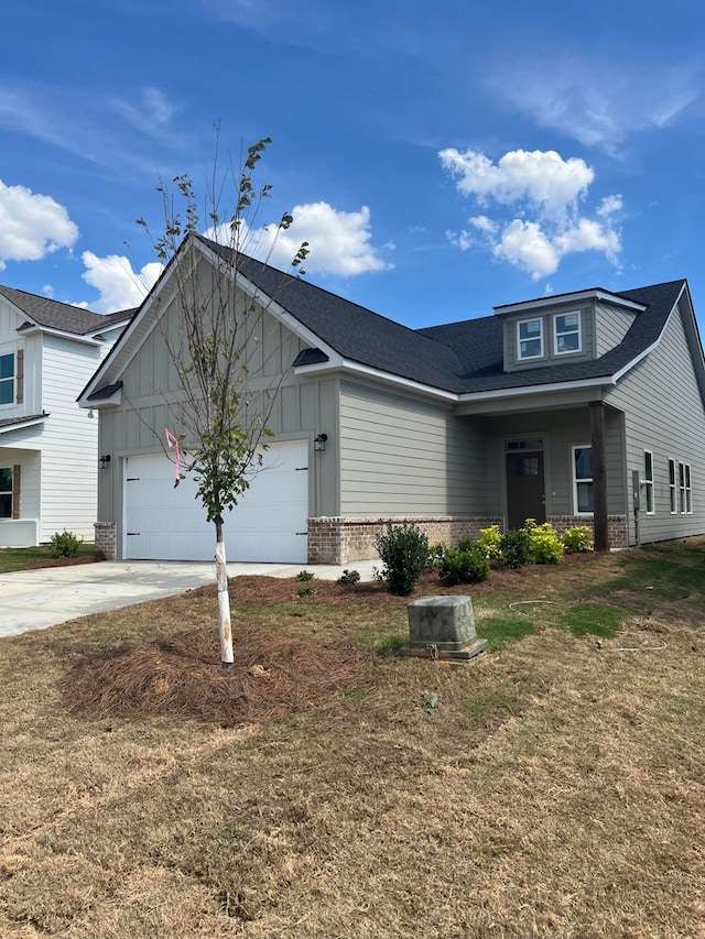 view of front of home with a garage