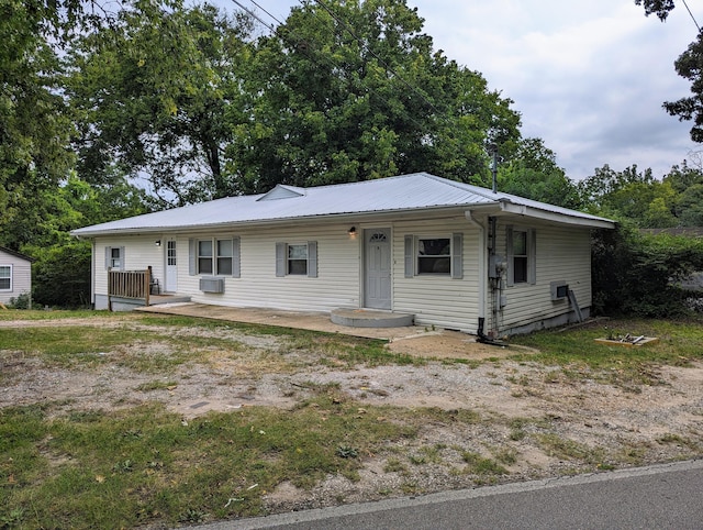2 Bell Ave, Rossville, GA 30741 - view of front of property with metal roof