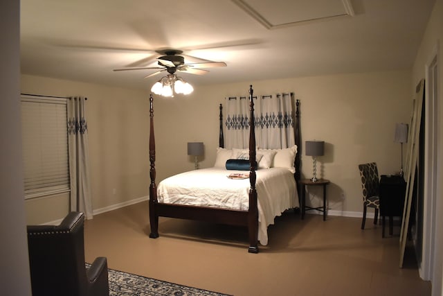 bedroom with ceiling fan