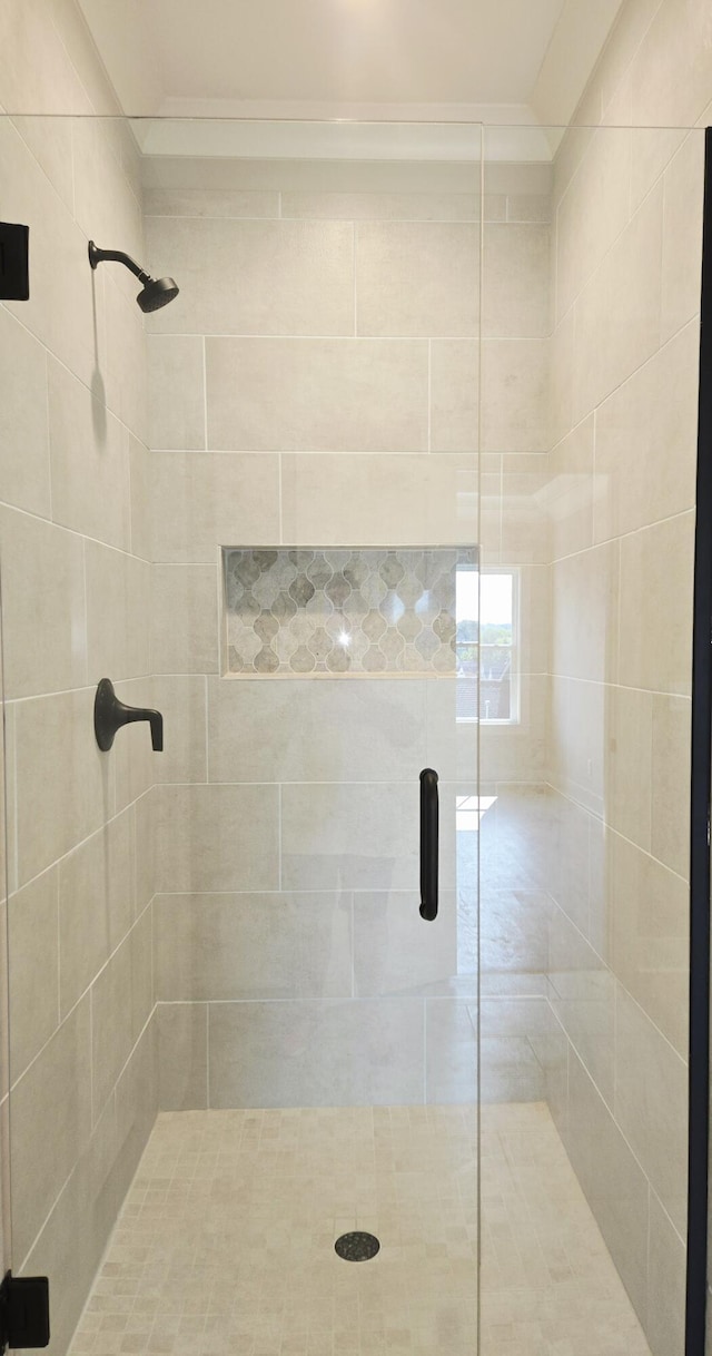 9877 Trestle Cir Unit 46, Ooltewah, TN 37363 - full bath with a shower stall