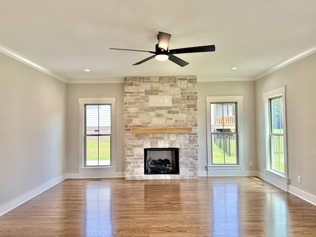 269 Quartz Dr Unit 21, Chickamauga, GA 30707 - unfurnished living room with ornamental molding, wood finished floors, ceiling fan, plenty of natural light, and recessed lighting