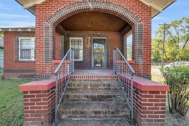 property entrance with a porch