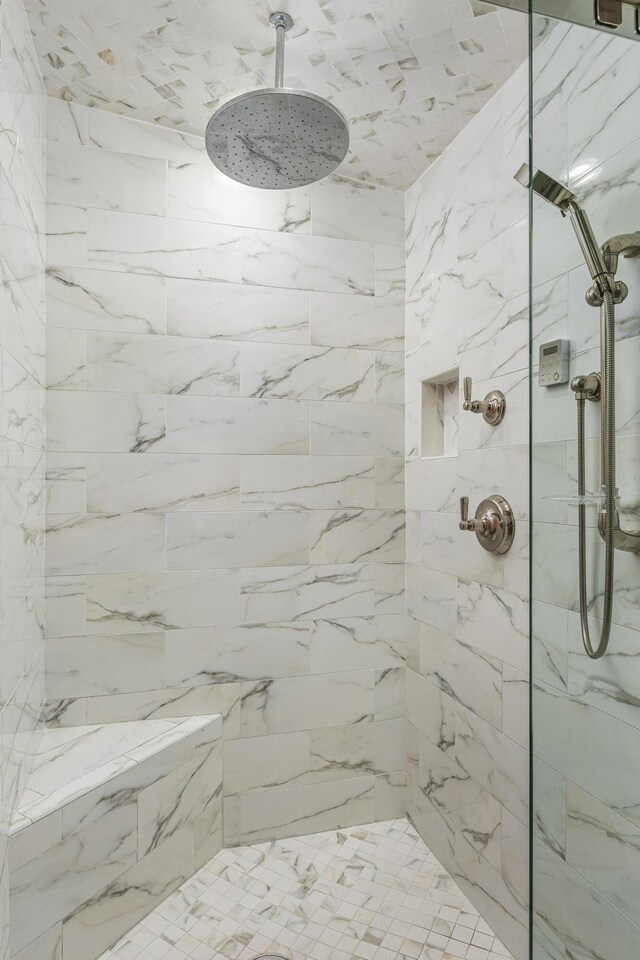 2050 Harle Ave NW, Cleveland, TN 37311 - full bath with tiled shower