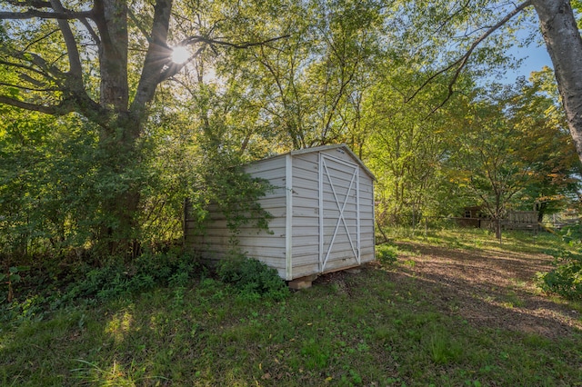 view of outbuilding