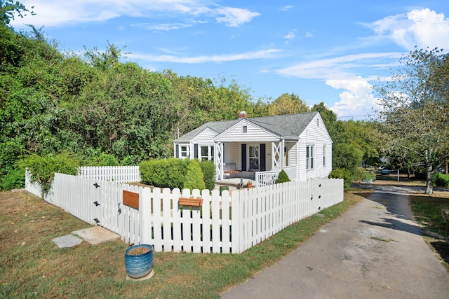 bungalow featuring covered porch