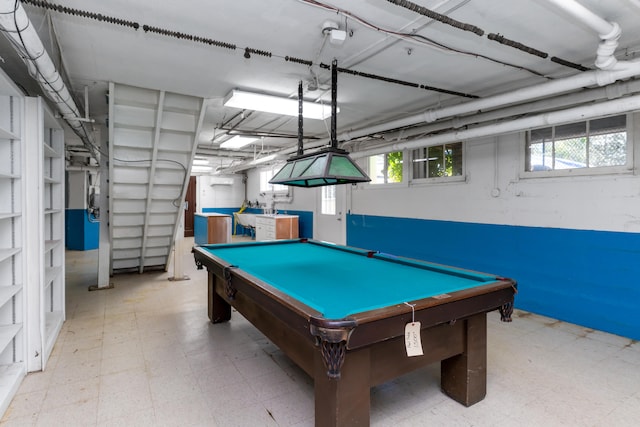 rec room with billiards