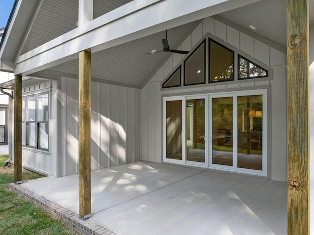 view of patio featuring ceiling fan