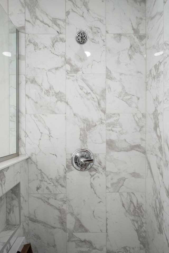 4011 Patton Edwards Dr, Chattanooga, TN 37412 - full bath featuring tiled shower