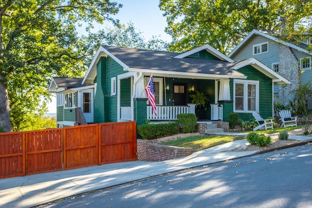 view of front of house featuring a porch