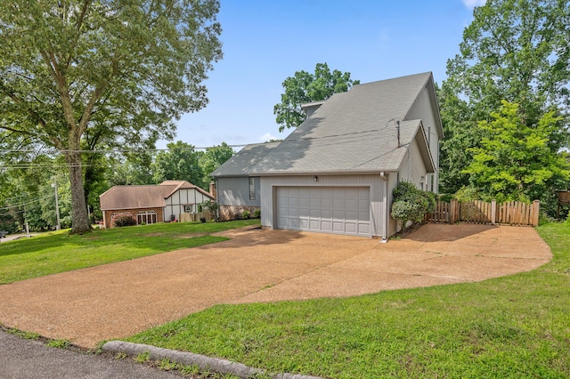 2508 Lake Dweller Ln, Hixson, TN 37343 - view of side of property with concrete driveway and an attached garage