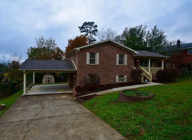 tri-level home featuring a front yard, a carport, and a porch