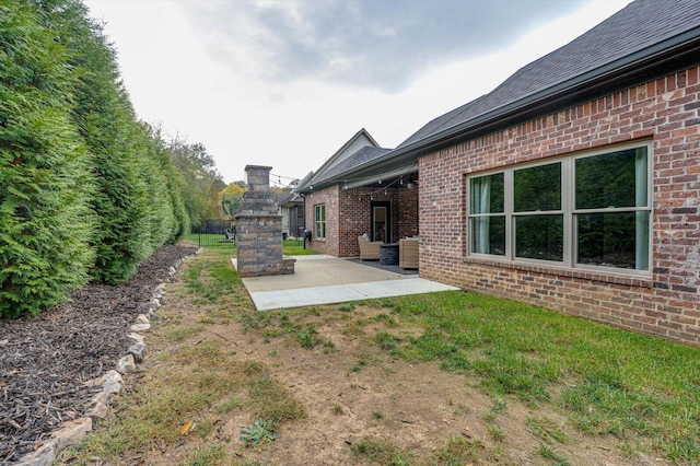 view of yard with a patio area