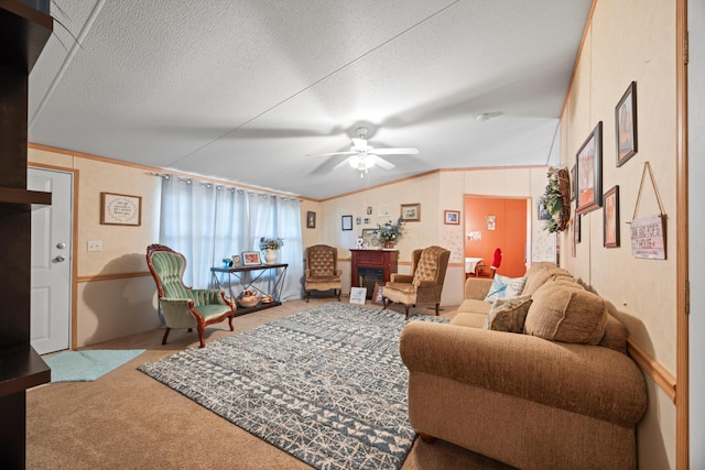 living room featuring lofted ceiling, a textured ceiling, light carpet, and ceiling fan