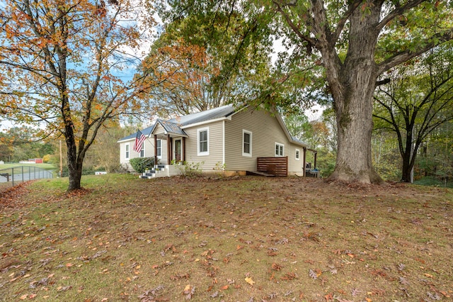 view of front of property