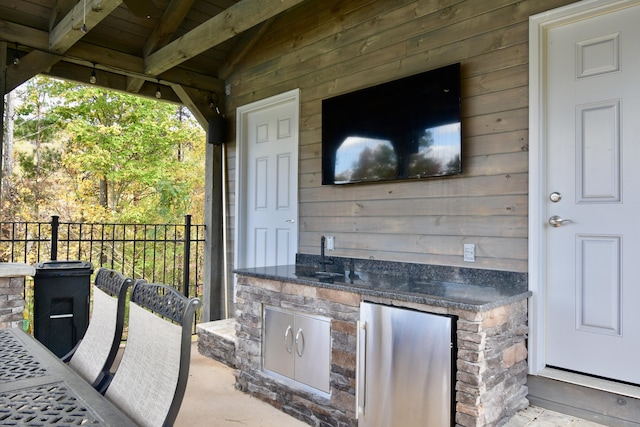 334 Belaire Dr, Copperhill, TN 37317 - view of patio / terrace featuring a sink