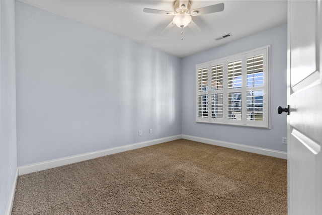 unfurnished room with carpet floors and ceiling fan